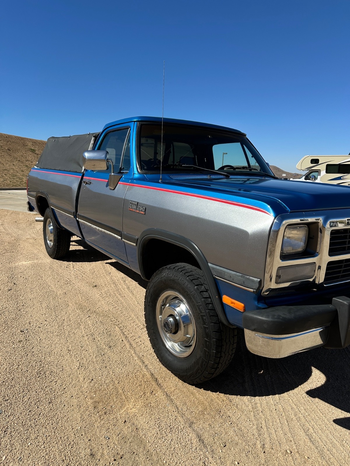 Dodge-Ram-2500-1991-Standard-Cab-Pickup-6