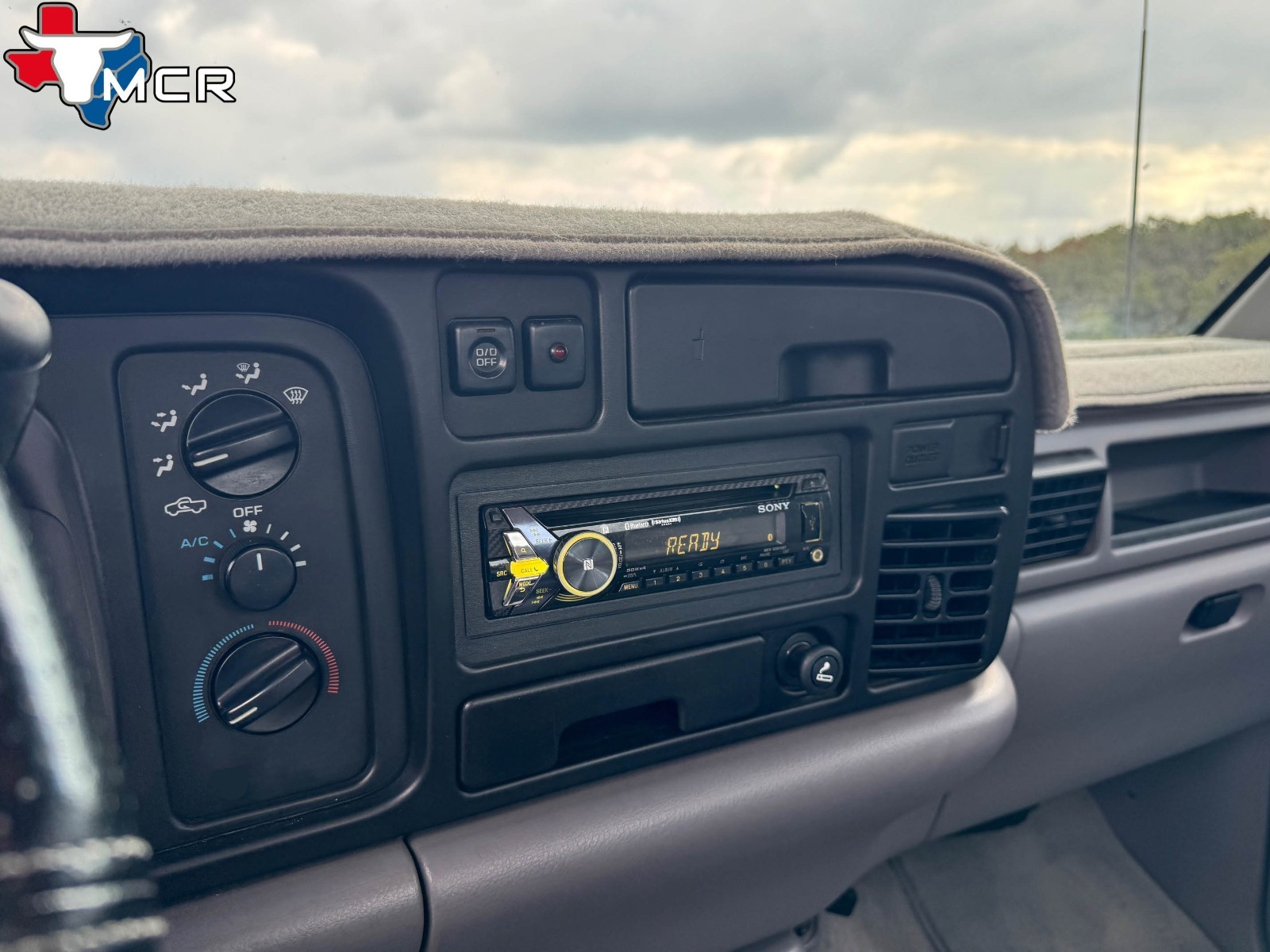 Dodge-Ram-2500-1994-Standard-Cab-Pickup-30