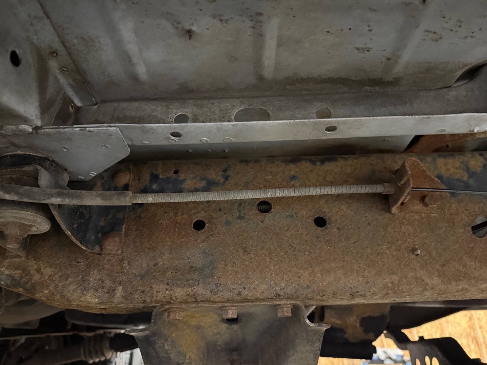 Dodge-Ram-3500-1993-32