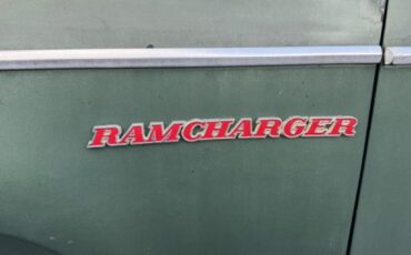 Dodge-Ram-Charger-100-rust-free-1977-2dr-11