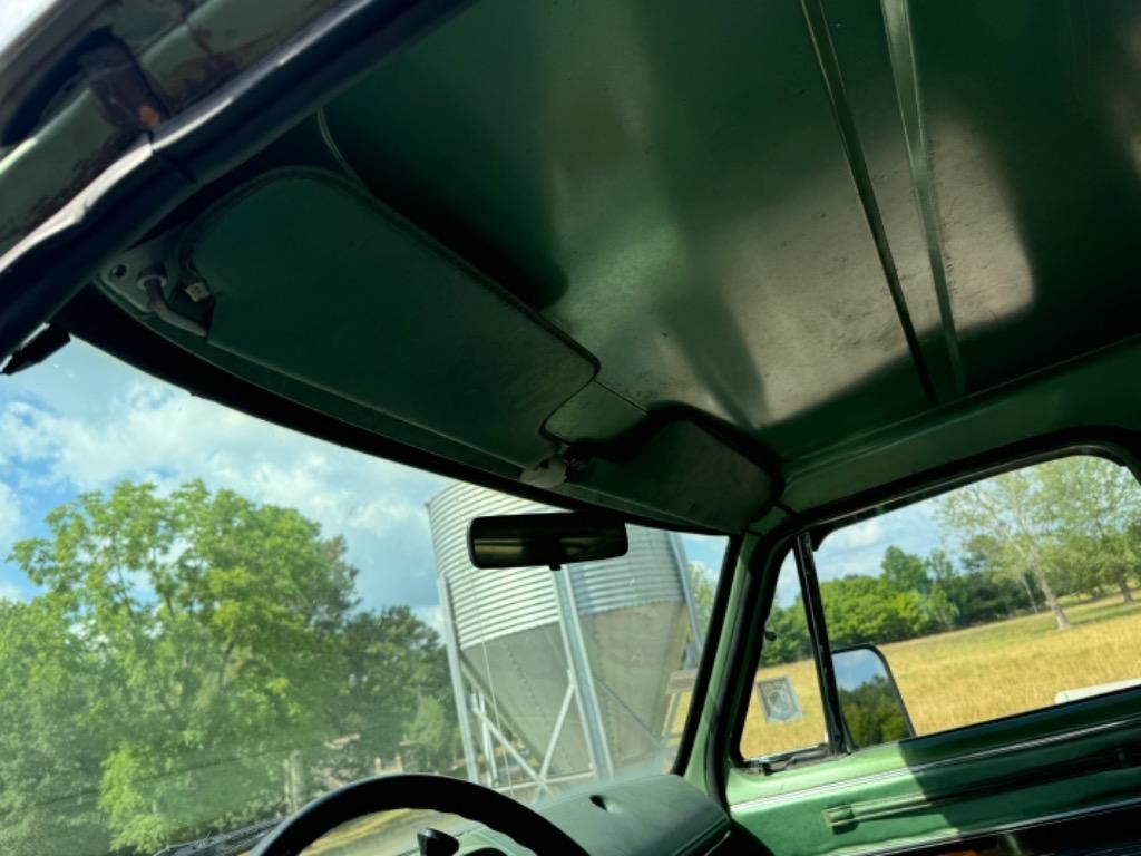 Dodge-Ram-Charger-100-rust-free-1977-2dr-31