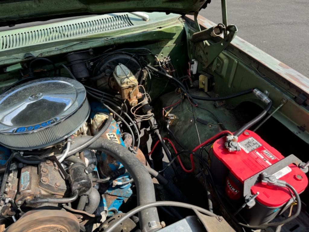 Dodge-Ram-Charger-100-rust-free-1977-2dr-36