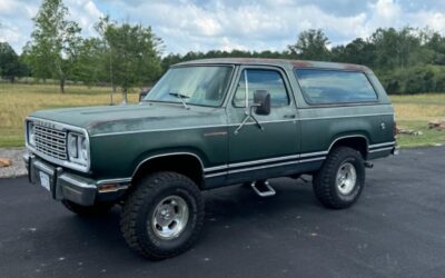 Dodge Ram Charger 100% rust free 1977 2dr