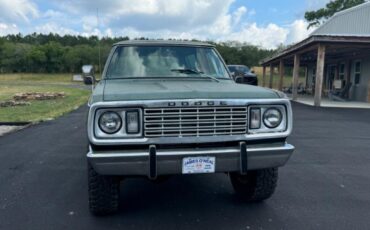 Dodge-Ram-Charger-100-rust-free-1977-2dr-8