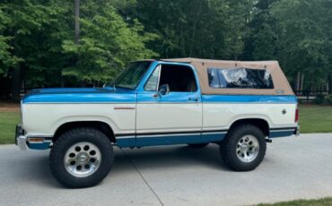 Dodge-Ram-Charger-383-factory-ac-2-tops-frame-off.-No-rust-Nevada-1977-2dr-1