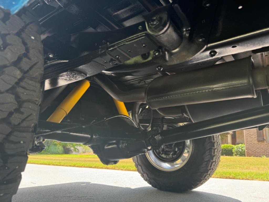 Dodge-Ram-Charger-383-factory-ac-2-tops-frame-off.-No-rust-Nevada-1977-2dr-17