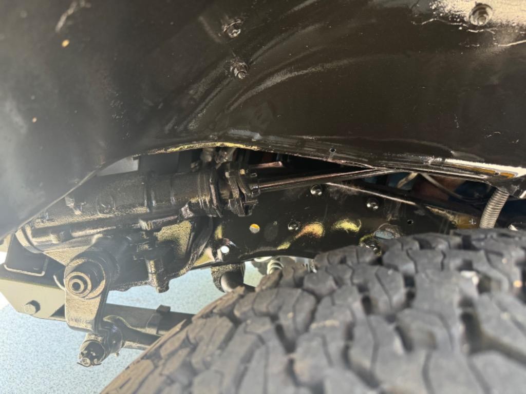 Dodge-Ram-Charger-383-factory-ac-2-tops-frame-off.-No-rust-Nevada-1977-2dr-23