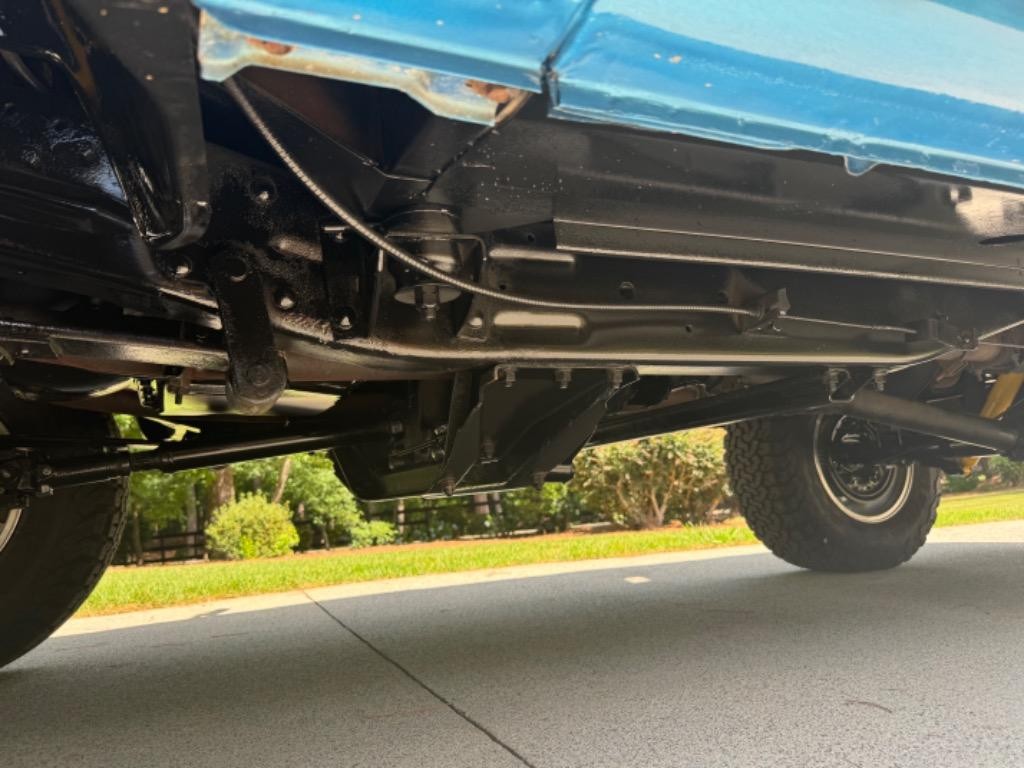 Dodge-Ram-Charger-383-factory-ac-2-tops-frame-off.-No-rust-Nevada-1977-2dr-24