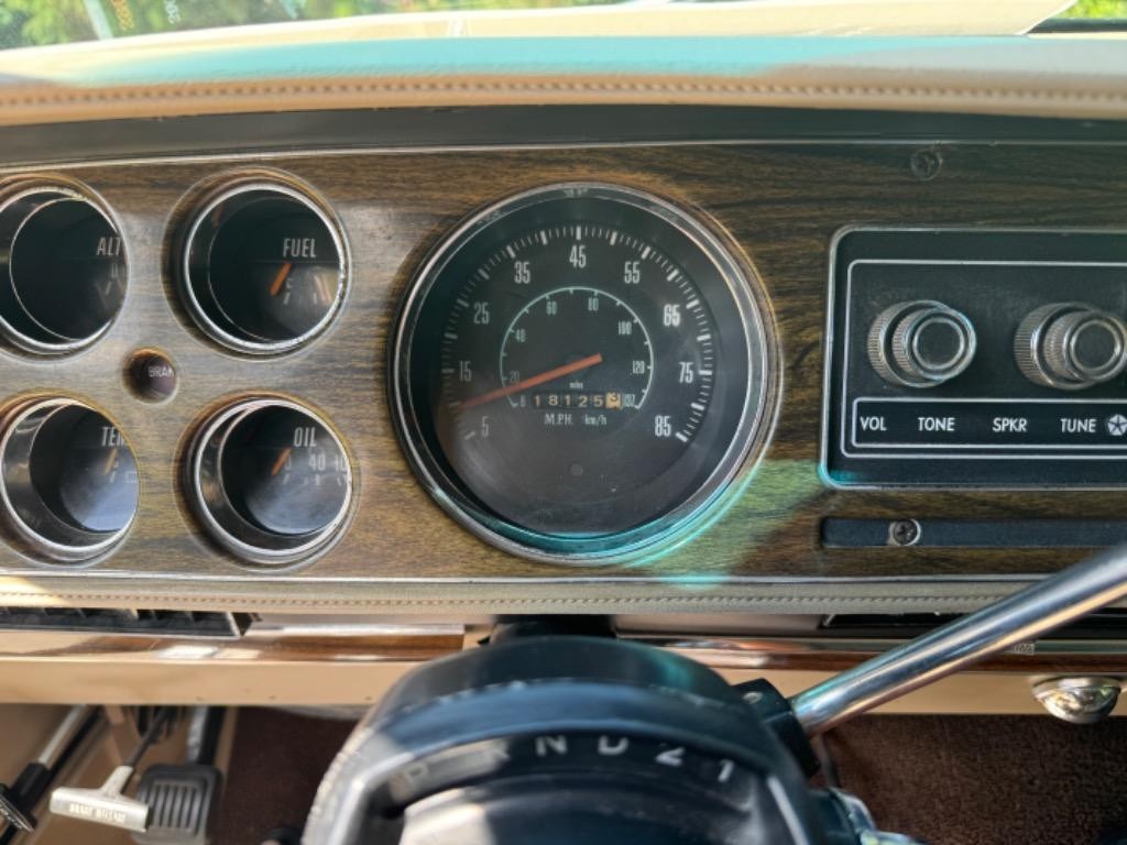 Dodge-Ram-Charger-383-factory-ac-2-tops-frame-off.-No-rust-Nevada-1977-2dr-33