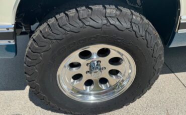 Dodge-Ram-Charger-383-factory-ac-2-tops-frame-off.-No-rust-Nevada-1977-2dr-9