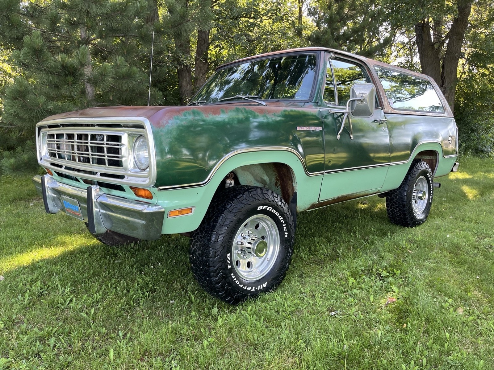 Dodge-Ramcharger-1974-SUV-1