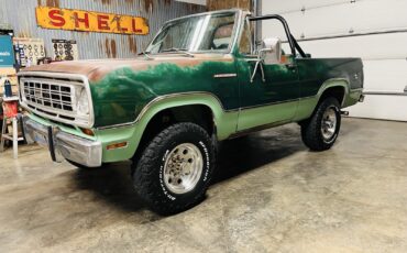 Dodge-Ramcharger-1974-SUV-16