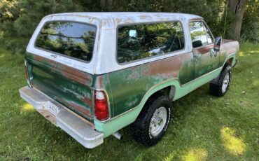Dodge-Ramcharger-1974-SUV-20