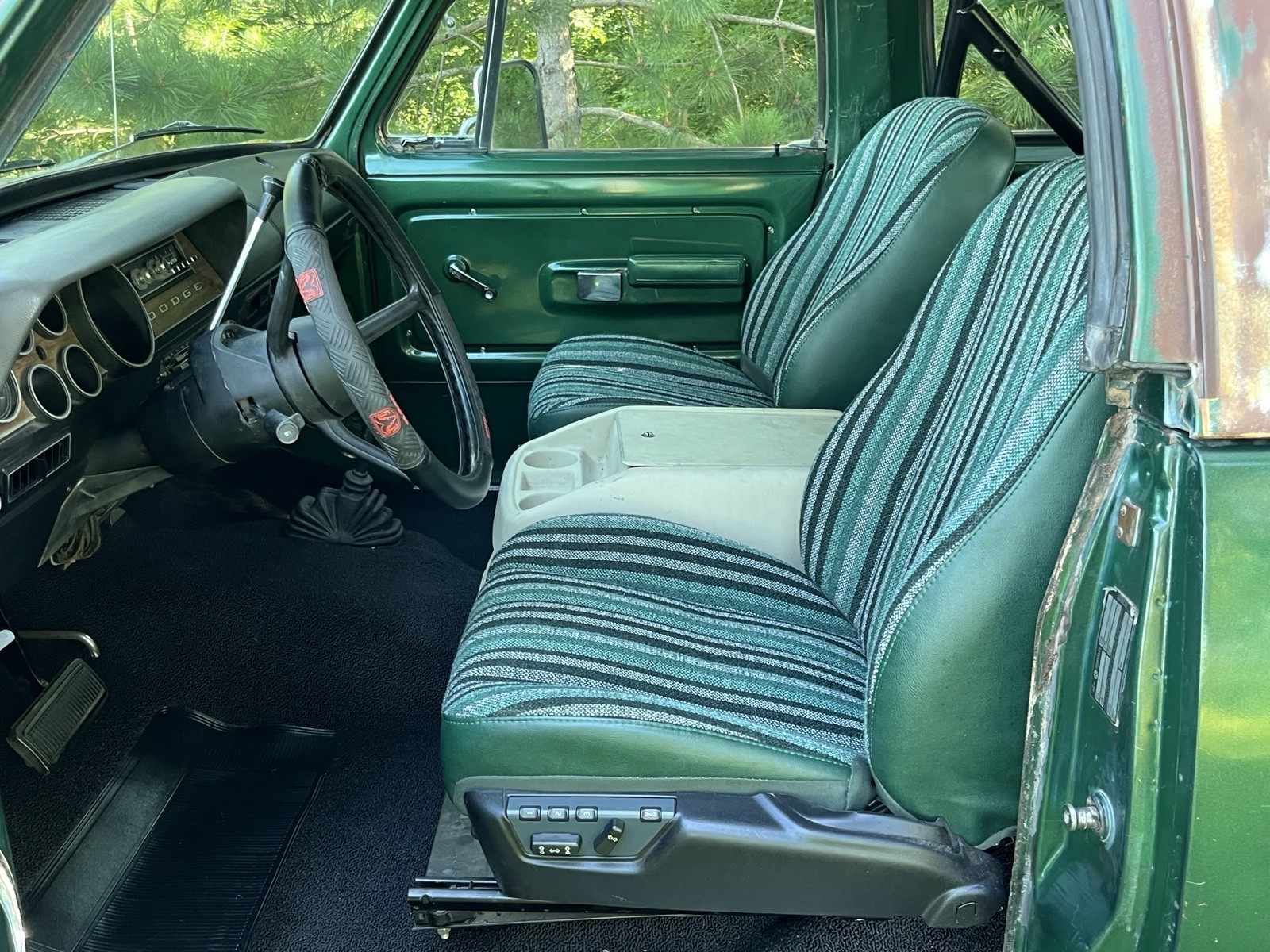 Dodge-Ramcharger-1974-SUV-33