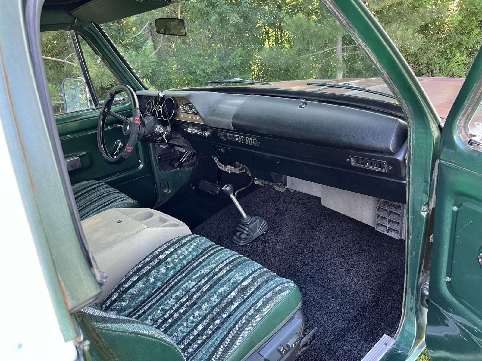 Dodge-Ramcharger-1974-SUV-34