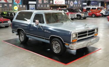 Dodge-Ramcharger-1987-SUV-16