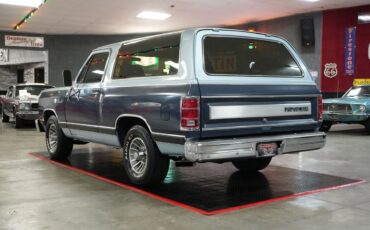 Dodge-Ramcharger-1987-SUV-20