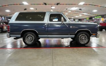 Dodge-Ramcharger-1987-SUV-23