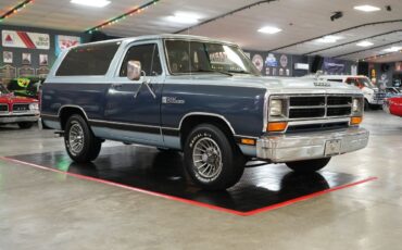 Dodge-Ramcharger-1987-SUV-24