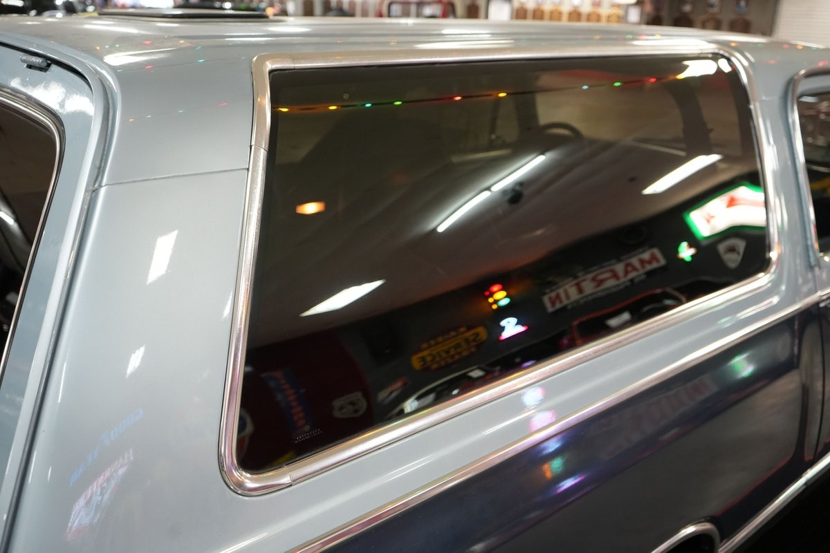 Dodge-Ramcharger-1987-SUV-37