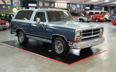Dodge-Ramcharger-1987-SUV-7