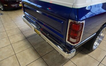 Dodge-Ramcharger-1989-SUV-18