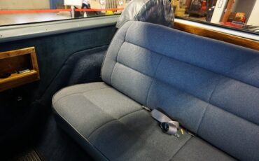 Dodge-Ramcharger-1989-SUV-21