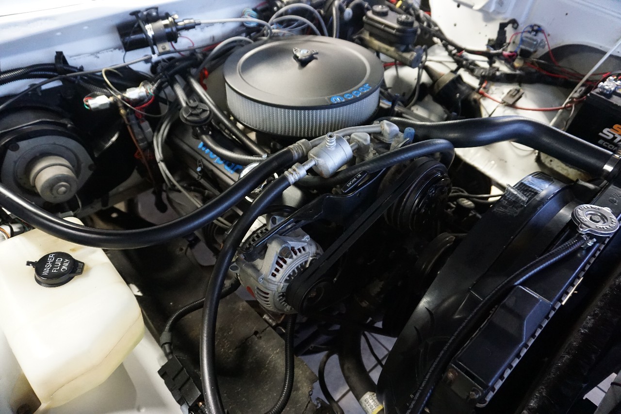 Dodge-Ramcharger-1989-SUV-33