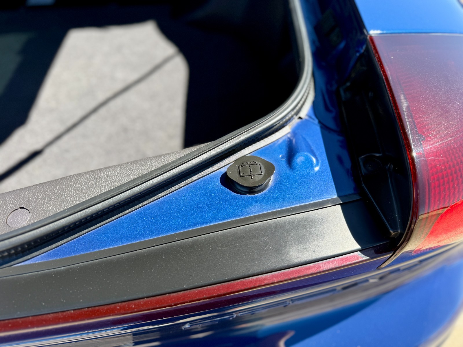 Dodge-Stealth-1993-Coupe-32