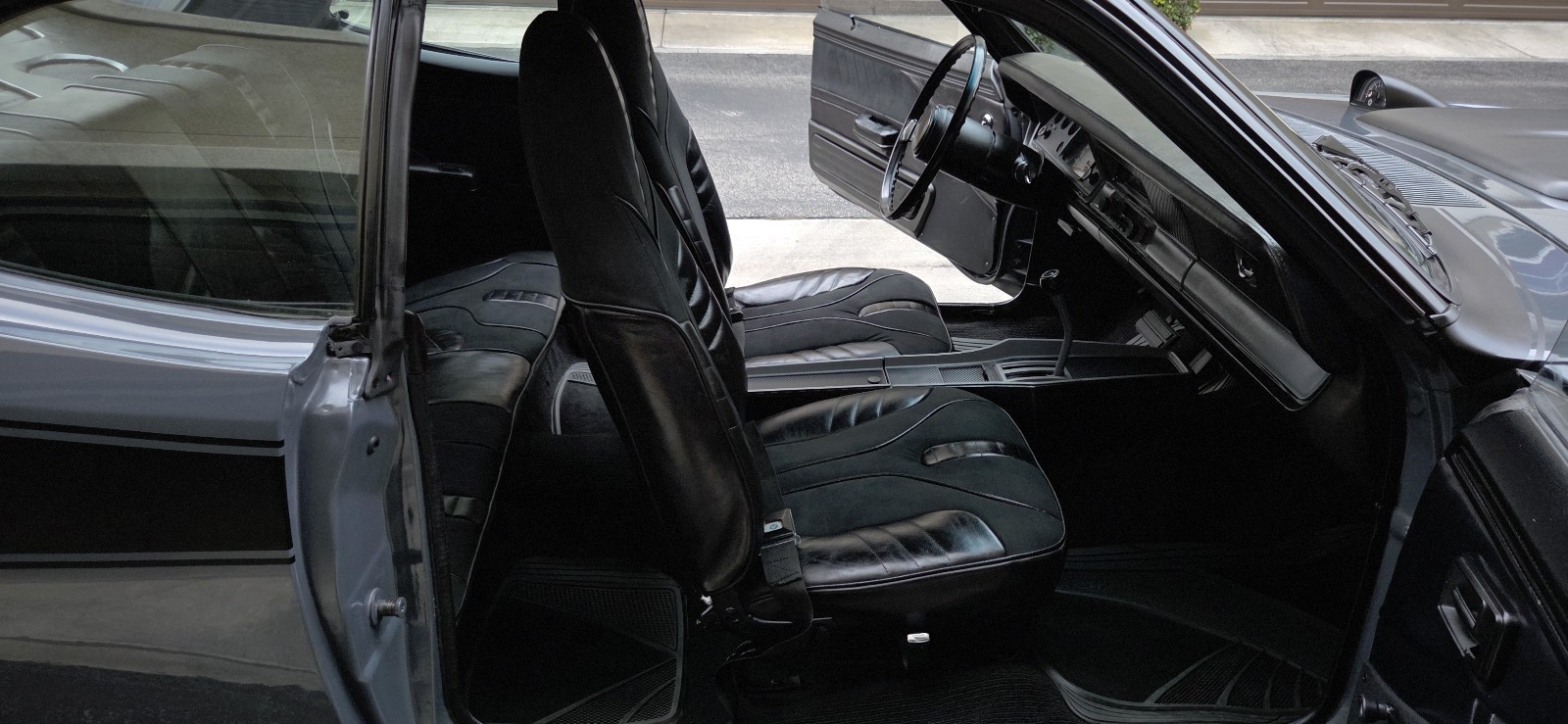 Dodge-Super-Bee-1974-Coupe-23