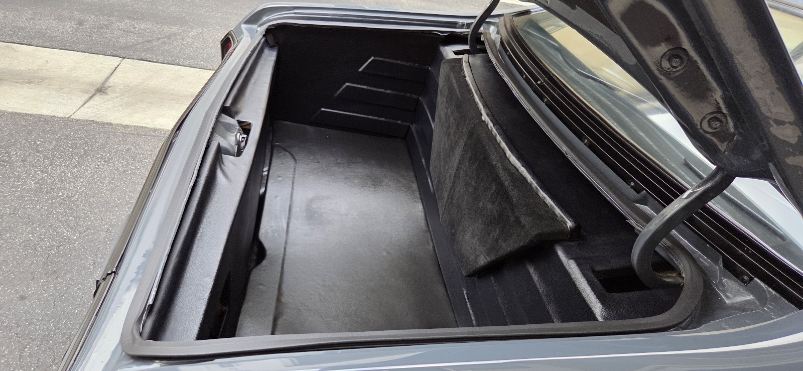 Dodge-Super-Bee-1974-Coupe-28