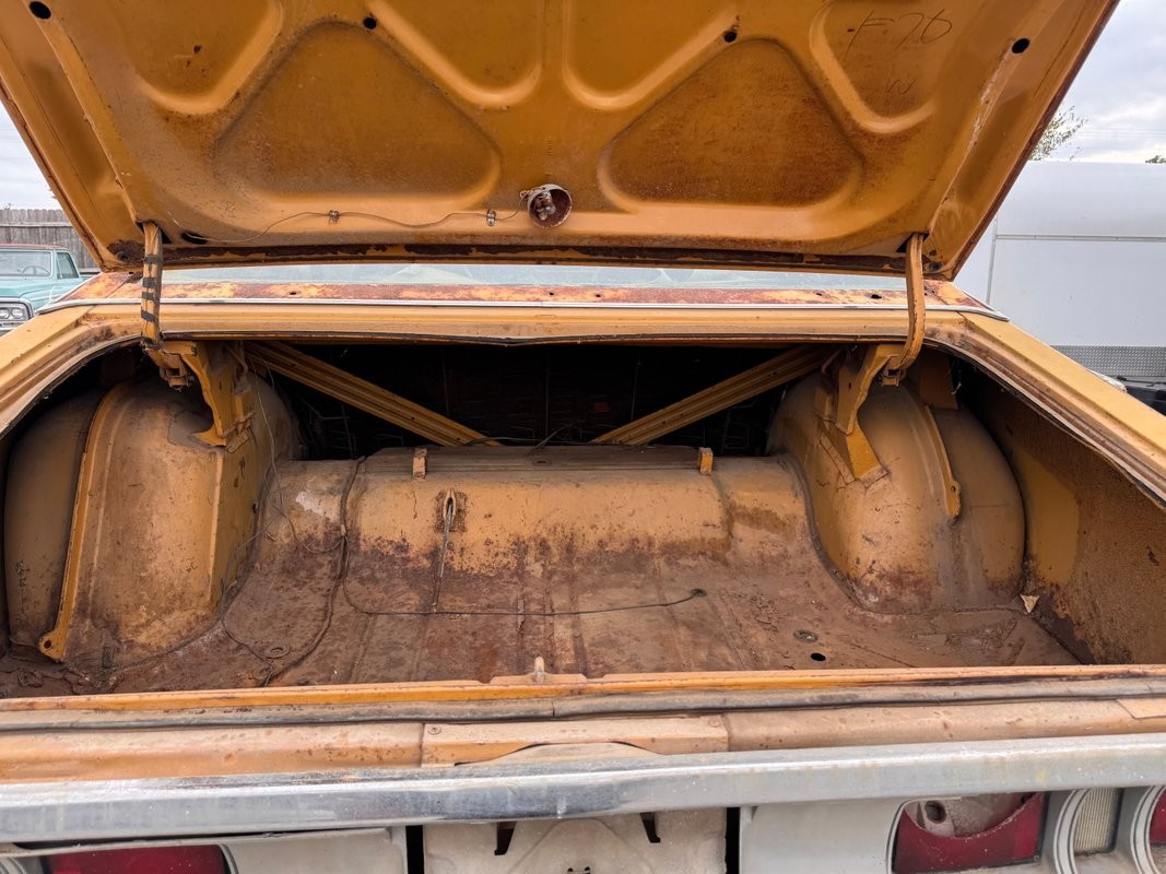 Dodge-Superbee-1971-18