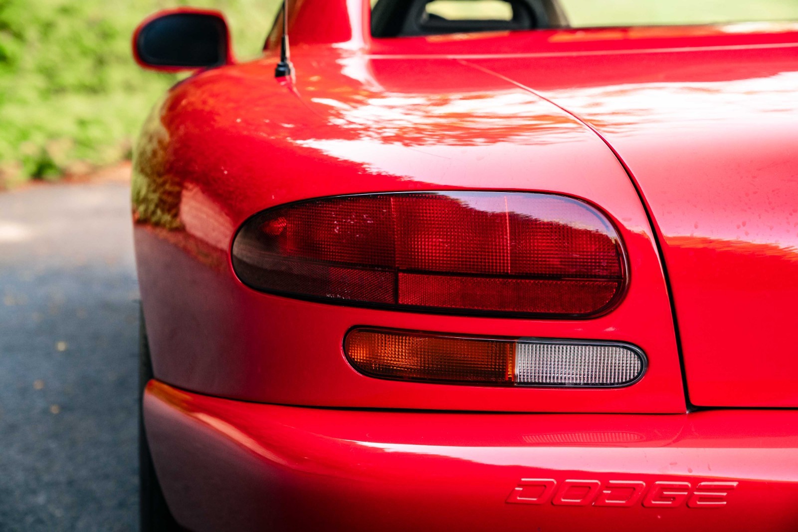 Dodge-Viper-1993-Convertible-17