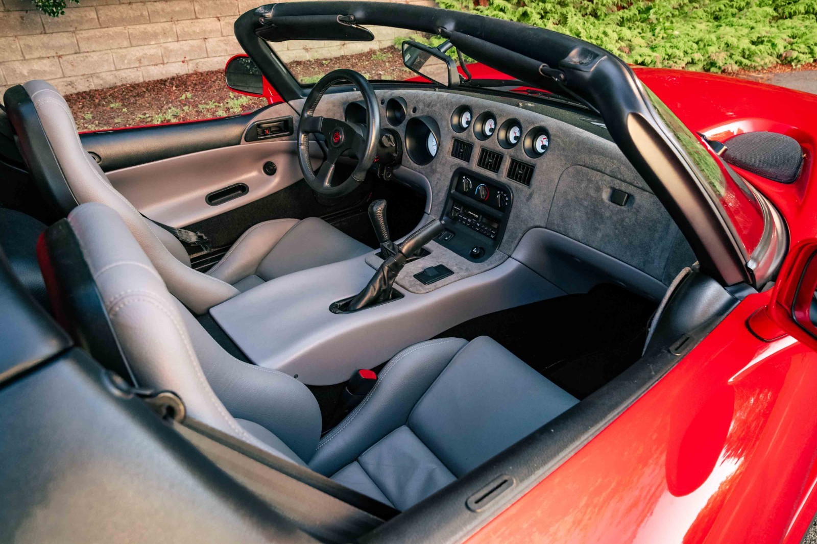 Dodge-Viper-1993-Convertible-39