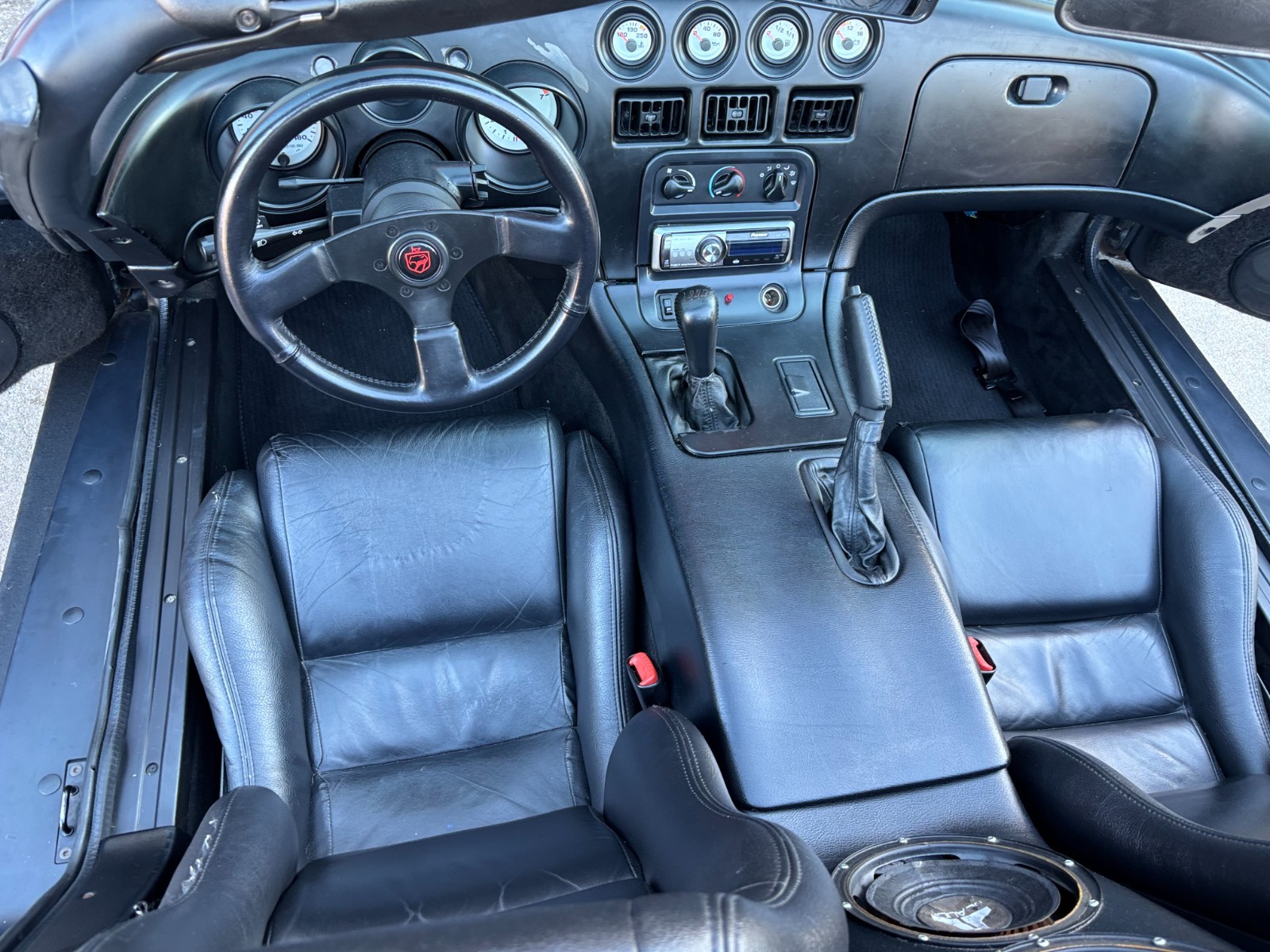 Dodge-Viper-1996-Convertible-14