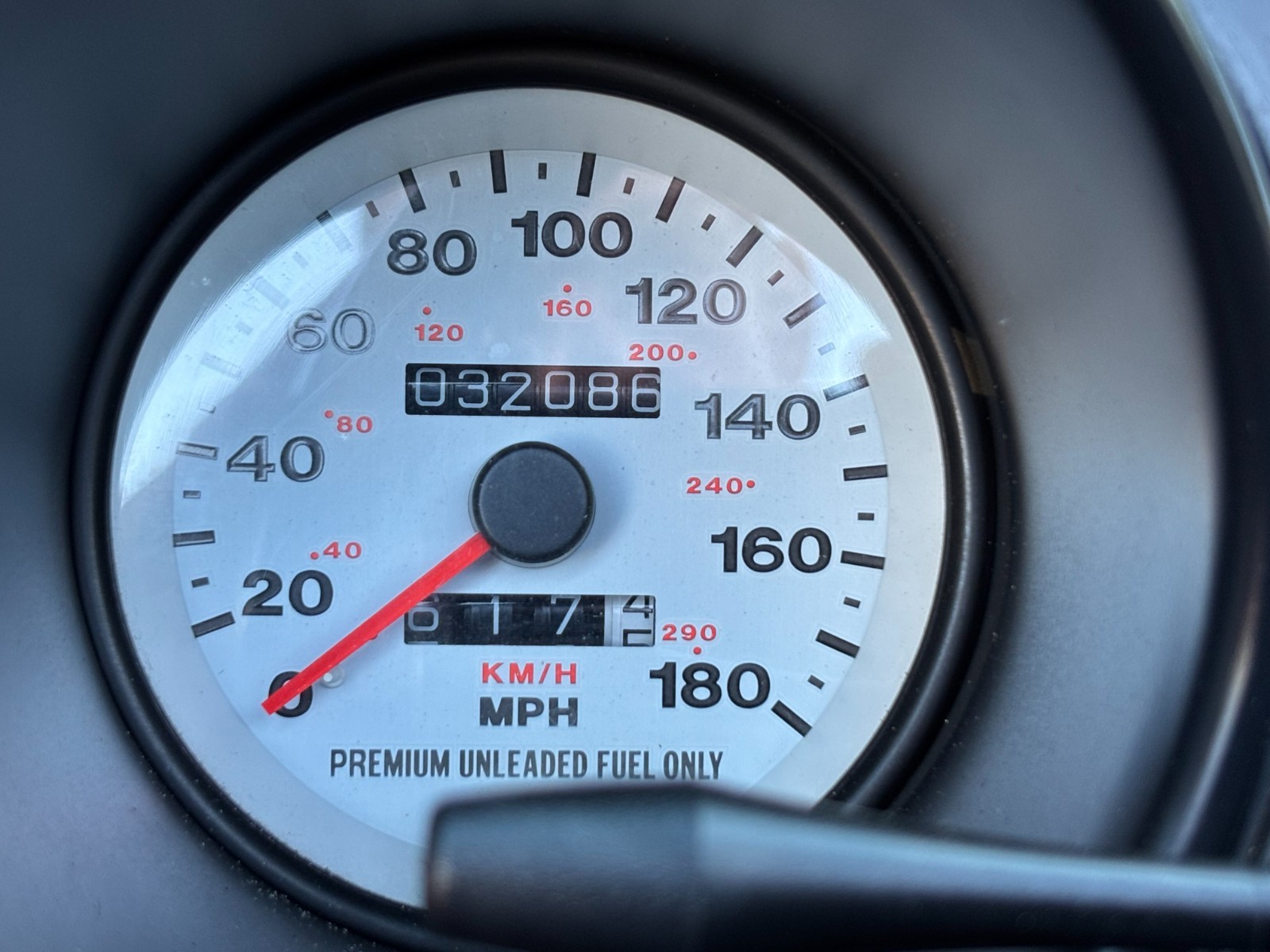 Dodge-Viper-1996-Convertible-16