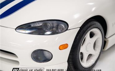 Dodge-Viper-1996-Convertible-24