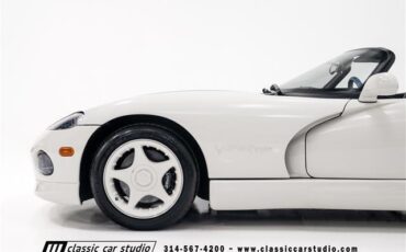 Dodge-Viper-1996-Convertible-29