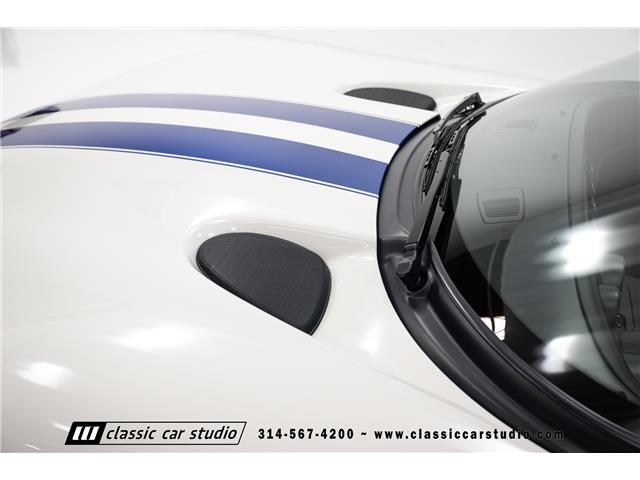 Dodge-Viper-1996-Convertible-30