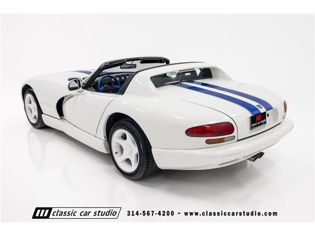 Dodge-Viper-1996-Convertible-39