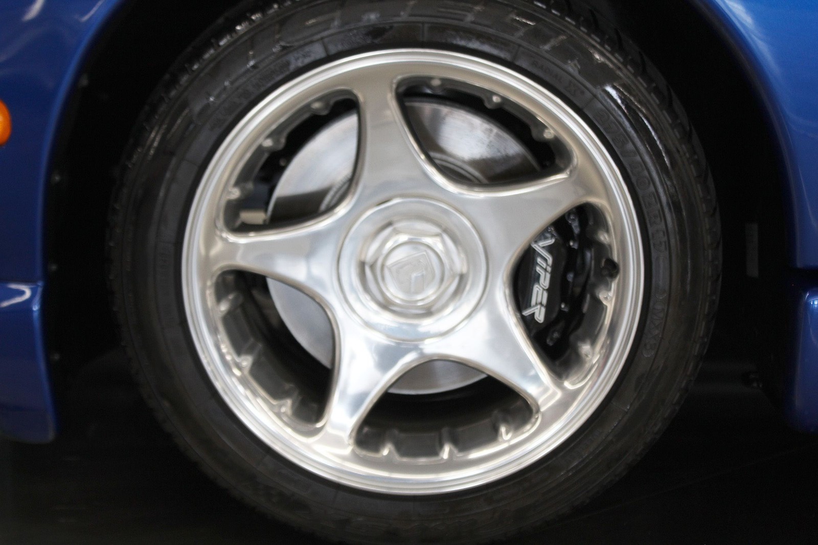 Dodge-Viper-1996-Coupe-21