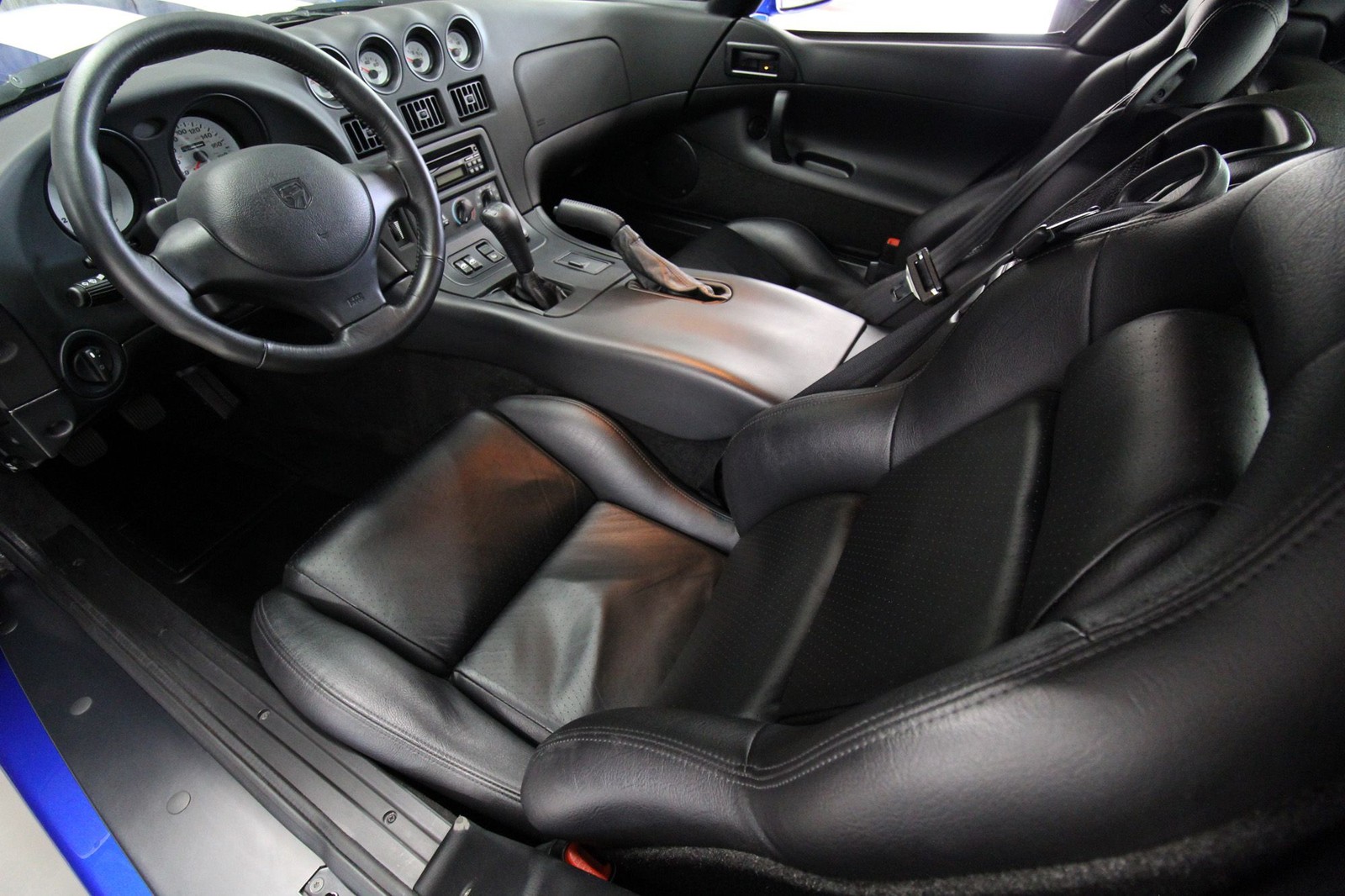 Dodge-Viper-1996-Coupe-31