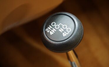 Dodge-W-Series-1985-Standard-Cab-Pickup-28