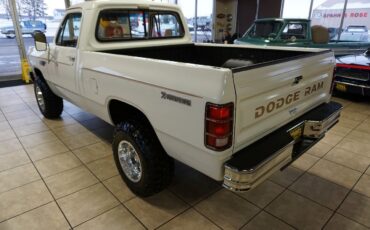 Dodge-W-Series-1985-Standard-Cab-Pickup-38