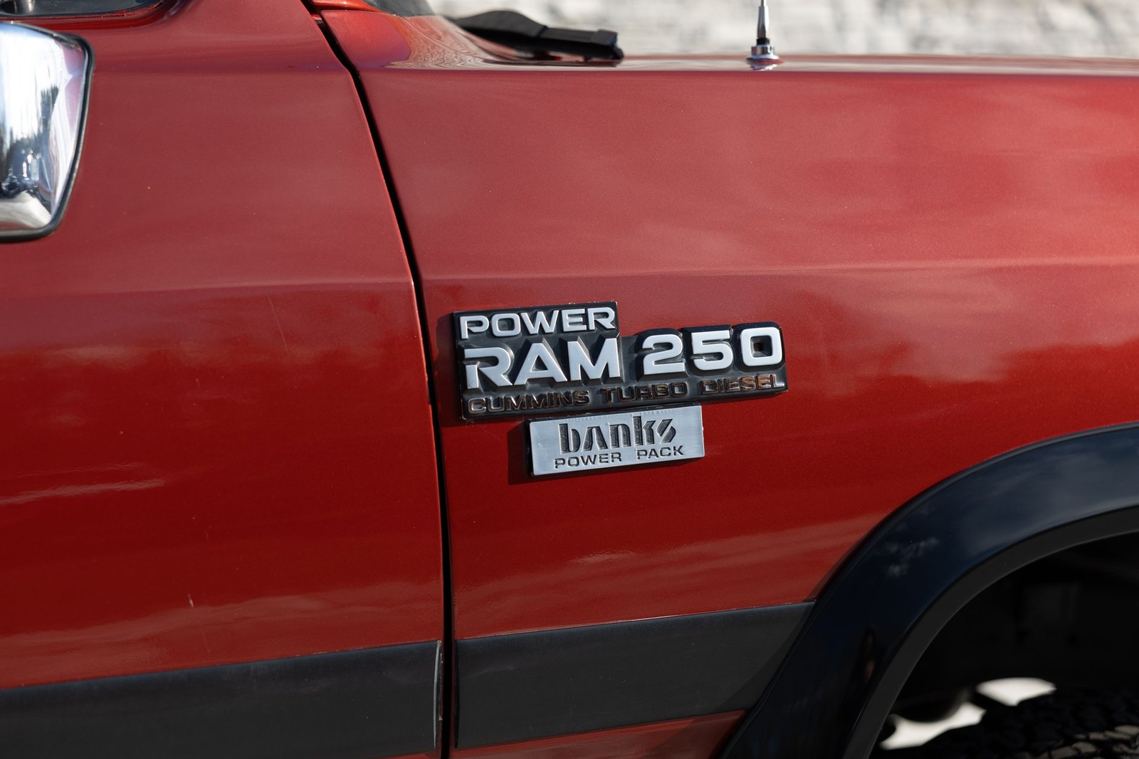 Dodge-W250-1993-Pickup-Truck-11