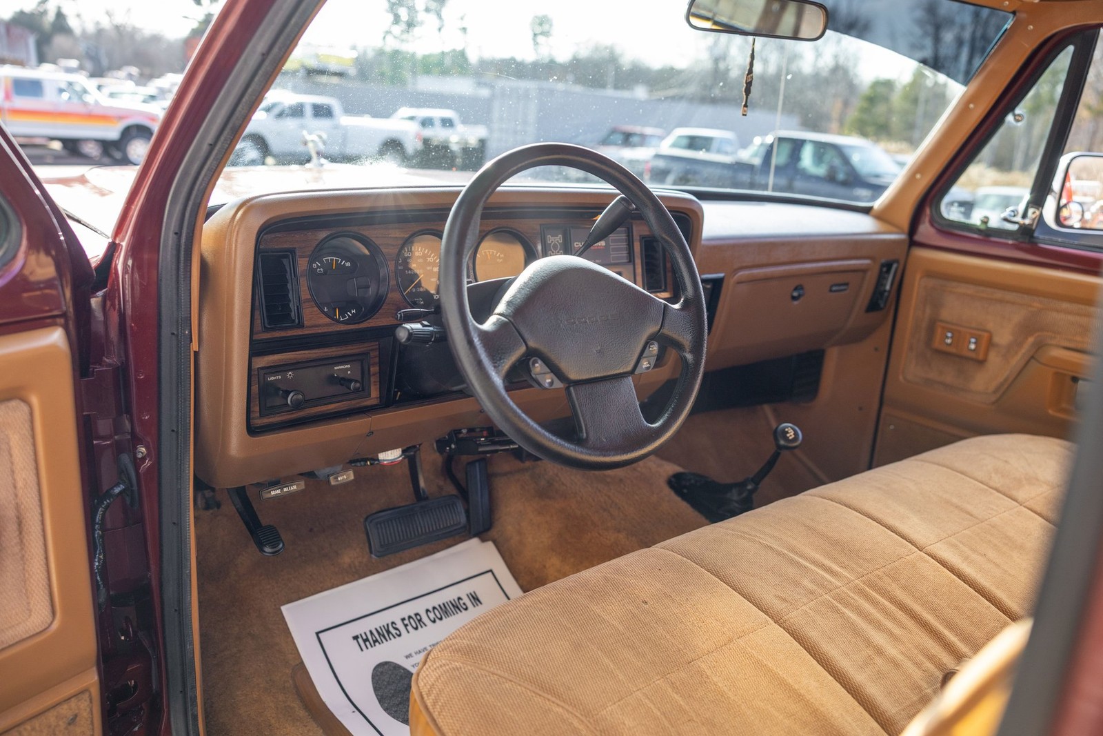 Dodge-W250-1993-Pickup-Truck-33