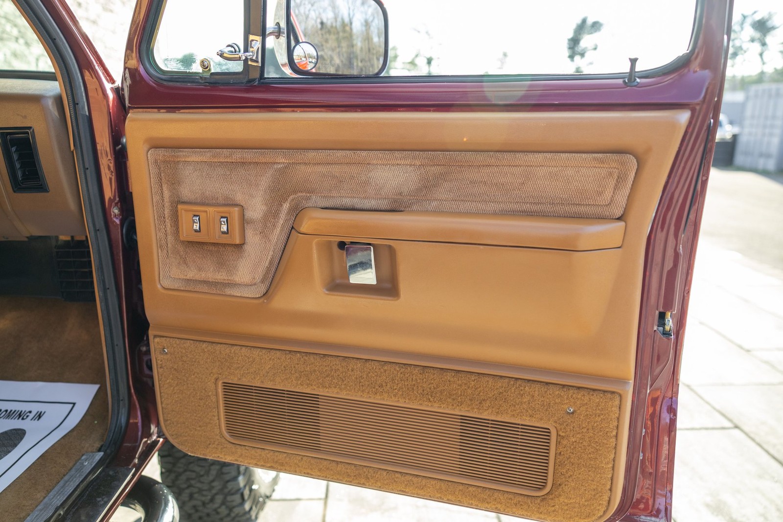 Dodge-W250-1993-Pickup-Truck-38