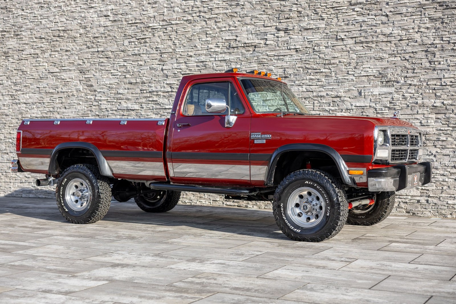 Dodge-W250-1993-Pickup-Truck-6