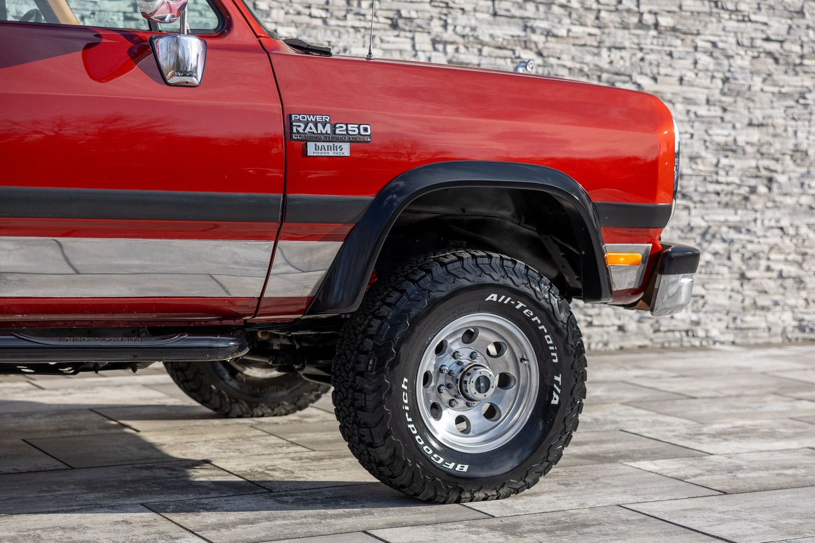 Dodge-W250-1993-Pickup-Truck-9