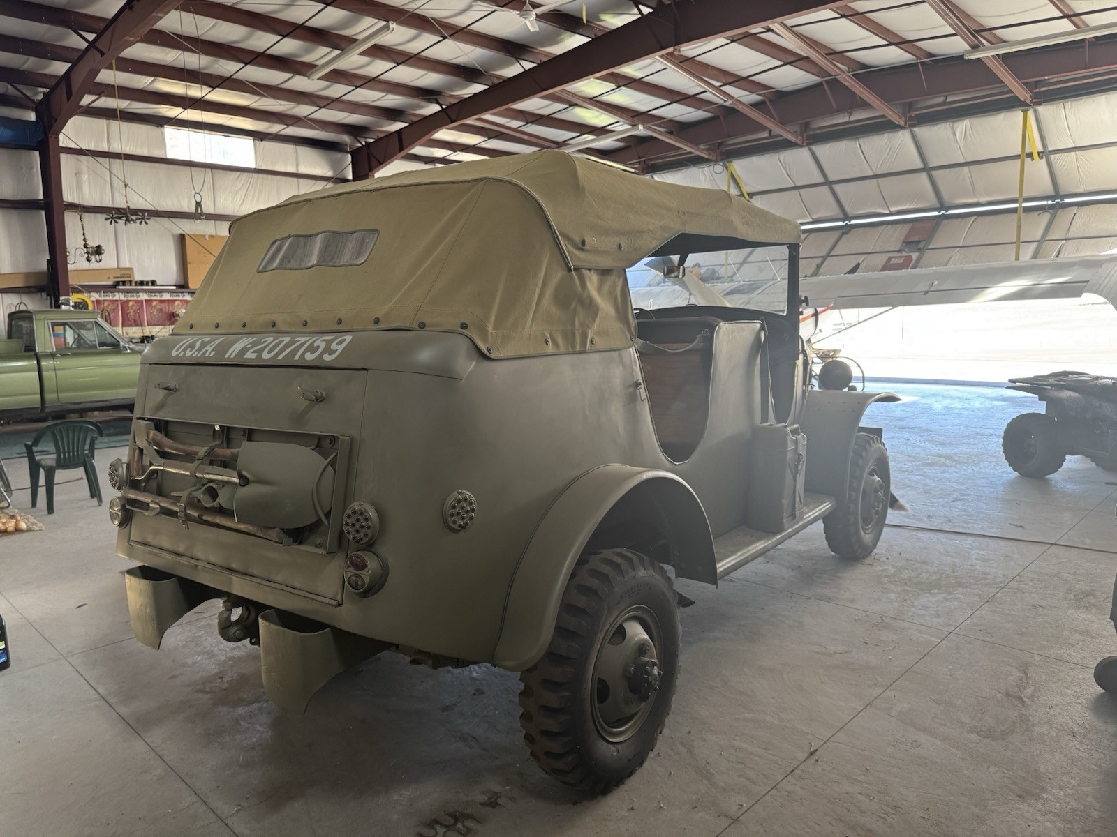 Dodge-WC-6-1940-command-car-2